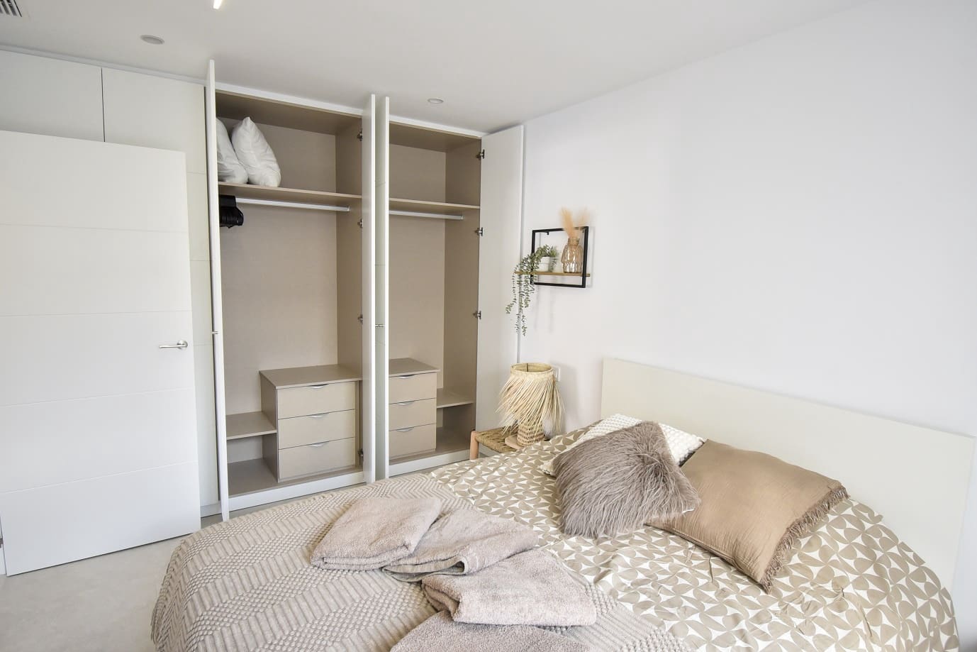 3 bedroom Villa for sale in San Pedro del Pinatar with pool garage - € 410,000 (Ref: 9937174)