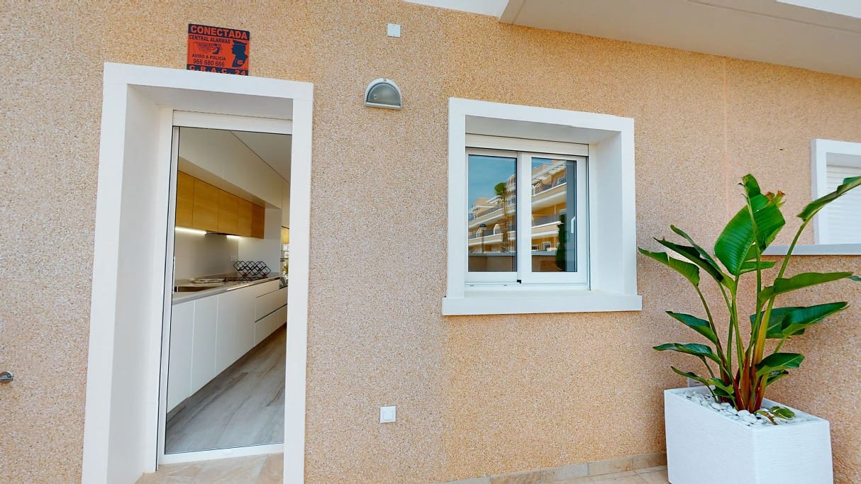 3 soveværelse Byhus til salg i Pilar de la Horadada med swimmingpool garage - € 284.900 (Ref: 9937178)