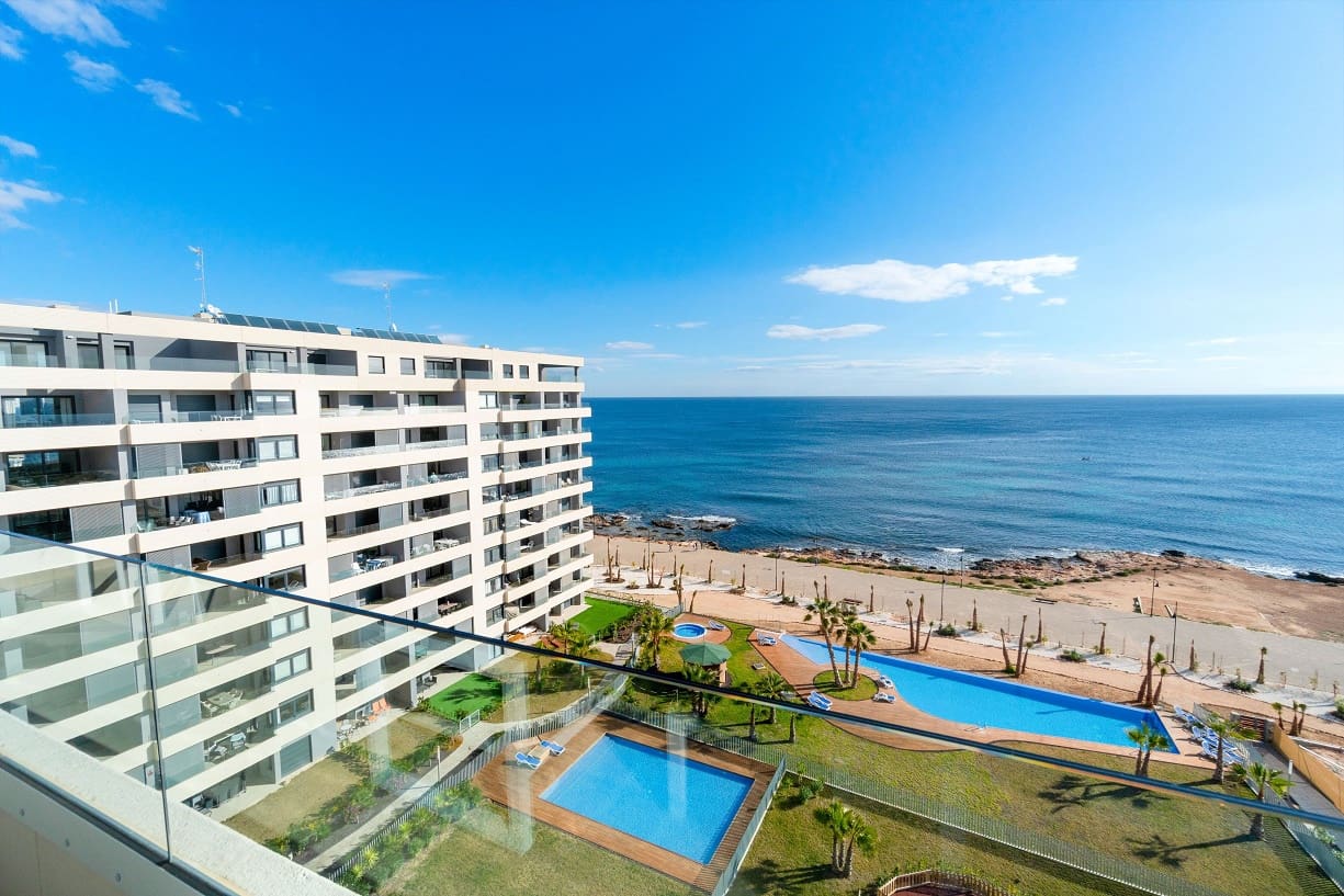 3 bedroom Beach Apartment for sale in Los Dolses with pool - € 469,000 (Ref: 9937179)