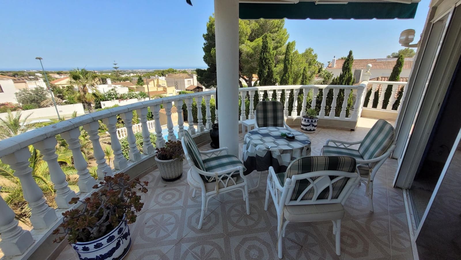3 soveværelse Villa til salg i Pinar de Campoverde med swimmingpool garage - € 560.000 (Ref: 9958793)
