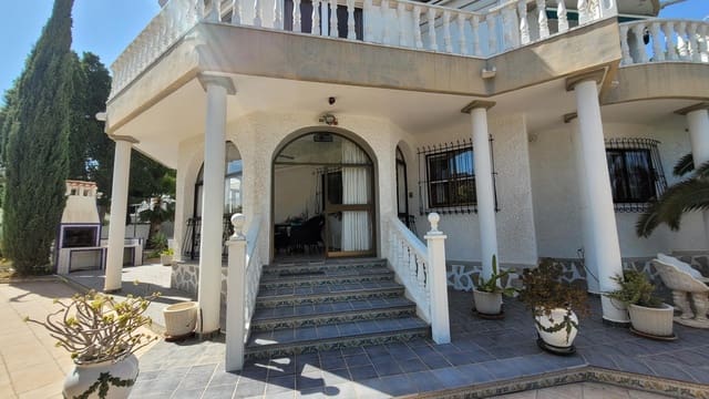 3 soveværelse Villa til salg i Pinar de Campoverde, Pilar de la Horadada med swimmingpool garage - € 560.000 (Ref: 9958793)