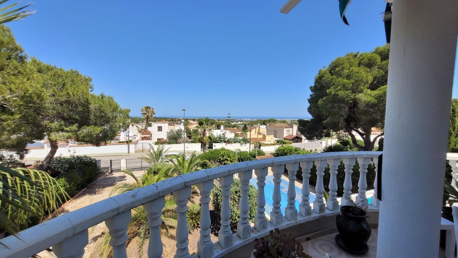 3 soveværelse Villa til salg i Pinar de Campoverde med swimmingpool garage - € 560.000 (Ref: 9958793)