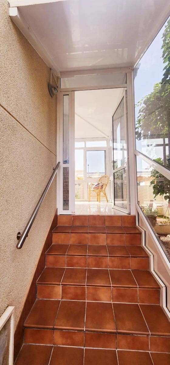 2 bedroom Villa for sale in Pinar de Campoverde with garage - € 175,000 (Ref: 9974347)