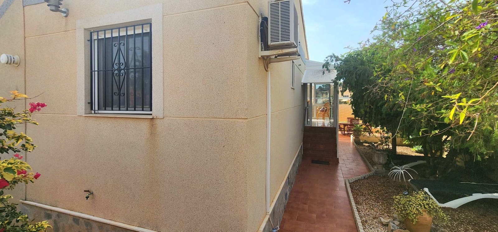 2 bedroom Villa for sale in Pinar de Campoverde with garage - € 175,000 (Ref: 9974347)