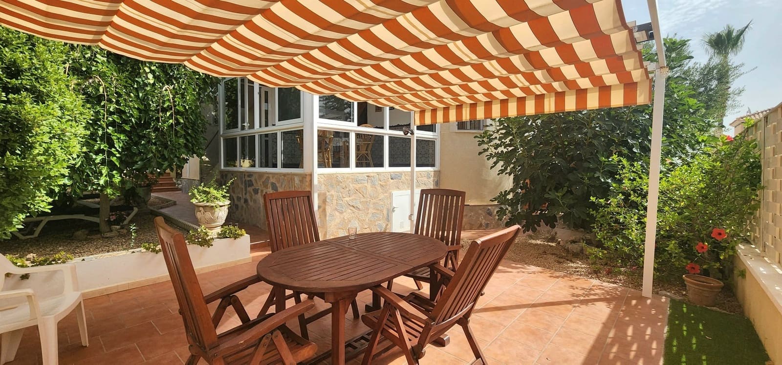 2 bedroom Villa for sale in Pinar de Campoverde with garage - € 175,000 (Ref: 9974347)