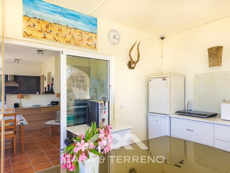 Chalet de 4 habitaciones en Arenas en venta con piscina garaje - 980.000 € (Ref: 10008876)