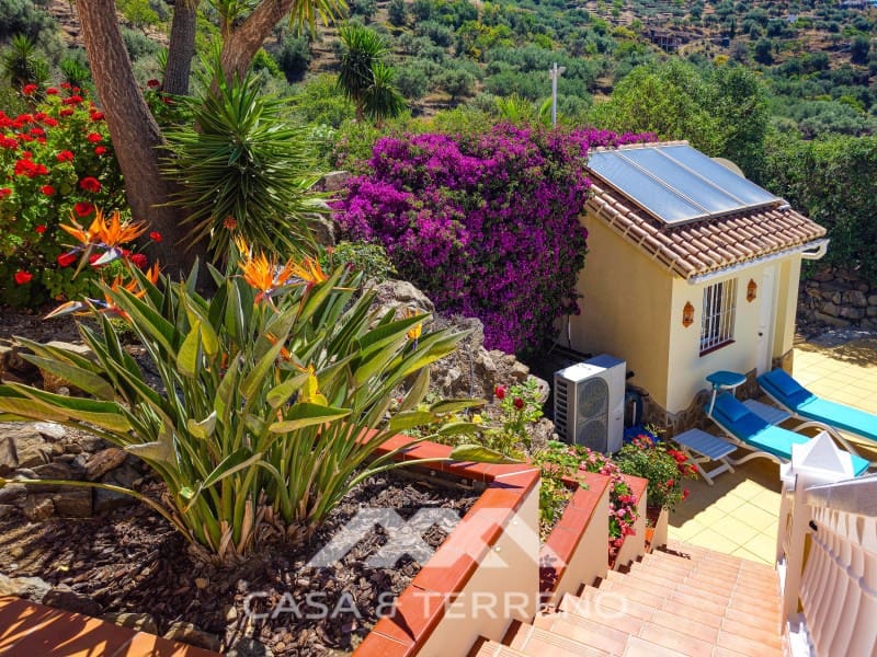 Chalet de 4 habitaciones en Arenas en venta con piscina garaje - 980.000 € (Ref: 10008876)