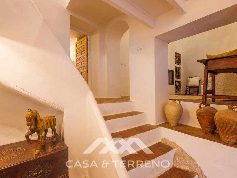 3 bedroom Townhouse for sale in Comares with pool - € 499,000 (Ref: 10027884)