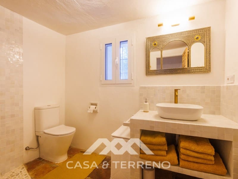 3 bedroom Townhouse for sale in Comares with pool - € 499,000 (Ref: 10027884)