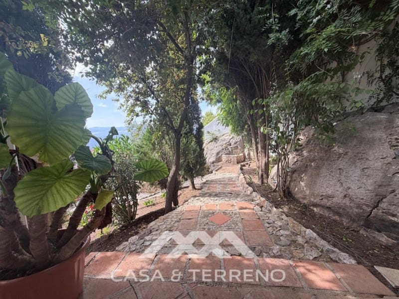 3 bedroom Townhouse for sale in Comares with pool - € 499,000 (Ref: 10027884)