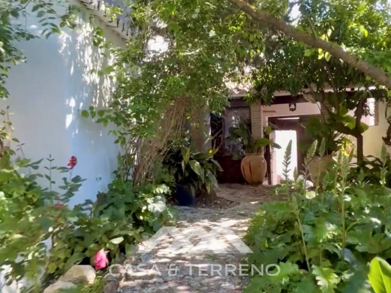 3 bedroom Townhouse for sale in Comares with pool - € 499,000 (Ref: 10027884)