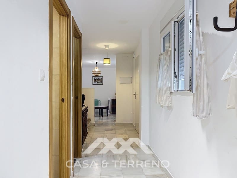 2 makuuhuone Omakotitalo vuokrattavana paikassa Caleta de Velez - 1 400 € (Ref: 10035124)