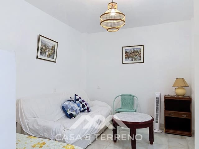 2 makuuhuone Omakotitalo vuokrattavana paikassa Caleta de Vélez, Vélez-Málaga - 1 400 € (Ref: 10035124)