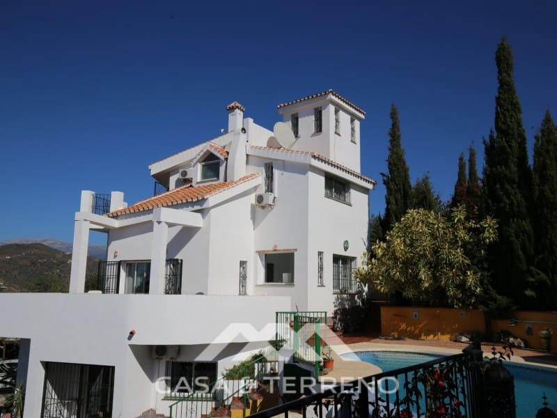 3 chambre Villa/Maison à vendre à Torrox - 950 000 € (Ref: 10035126)