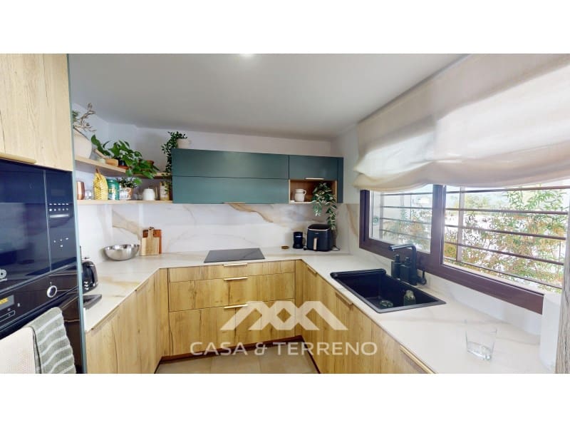 3 Zimmer Doppelhaus zu verkaufen in Almayate - 495.000 € (Ref: 10061723)