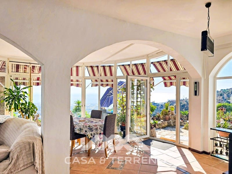 3 chambre Villa/Maison à vendre à Algarrobo avec piscine garage - 535 000 € (Ref: 10094432)