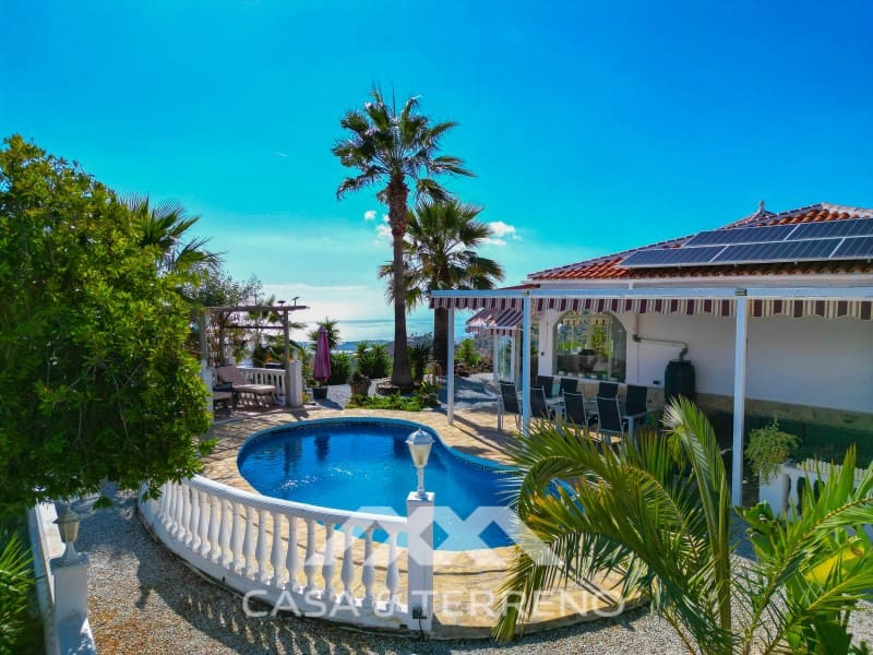 3 chambre Villa/Maison à vendre à Algarrobo avec piscine garage - 535 000 € (Ref: 10094432)