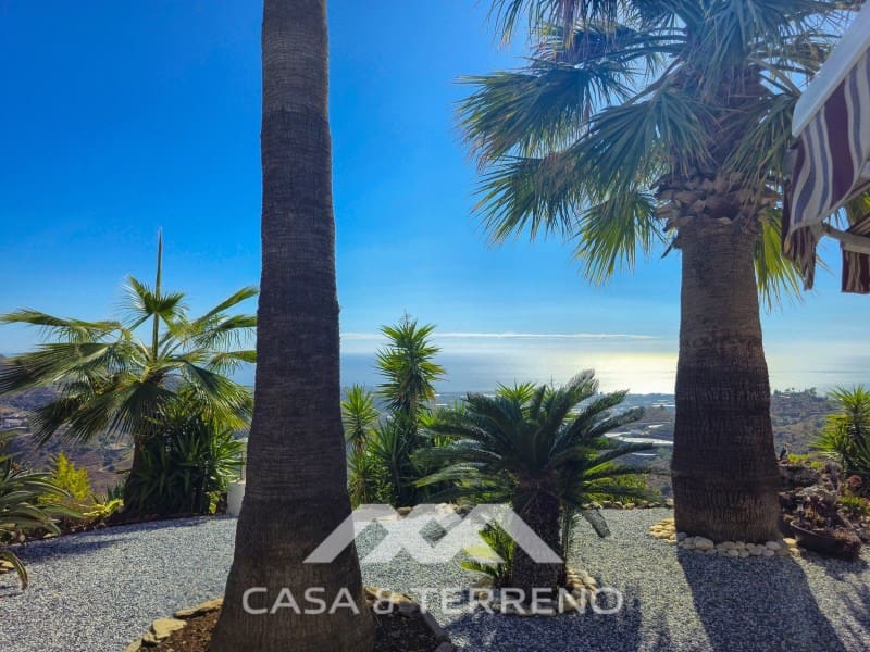 3 chambre Villa/Maison à vendre à Algarrobo avec piscine garage - 535 000 € (Ref: 10094432)
