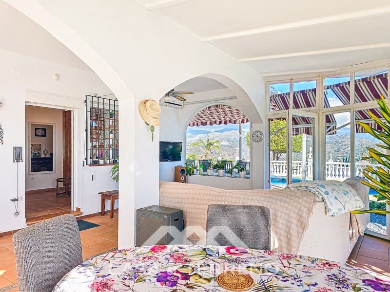 3 chambre Villa/Maison à vendre à Algarrobo avec piscine garage - 535 000 € (Ref: 10094432)