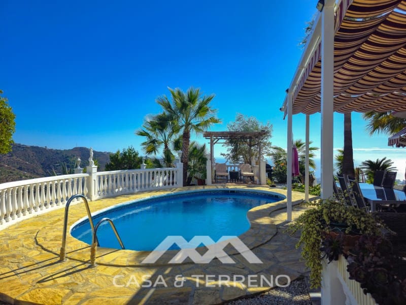 3 chambre Villa/Maison à vendre à Algarrobo avec piscine garage - 535 000 € (Ref: 10094432)
