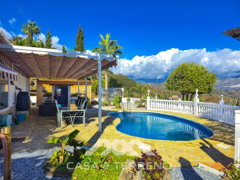 3 chambre Villa/Maison à vendre à Algarrobo avec piscine garage - 535 000 € (Ref: 10094432)