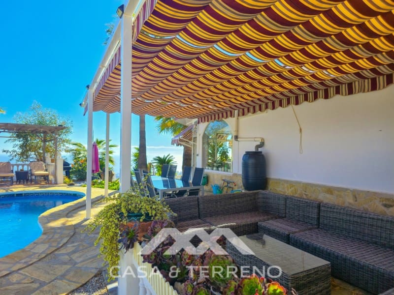 3 chambre Villa/Maison à vendre à Algarrobo avec piscine garage - 535 000 € (Ref: 10094432)