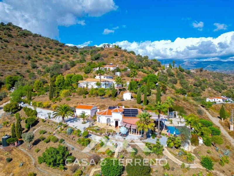 3 chambre Villa/Maison à vendre à Algarrobo avec piscine garage - 535 000 € (Ref: 10094432)