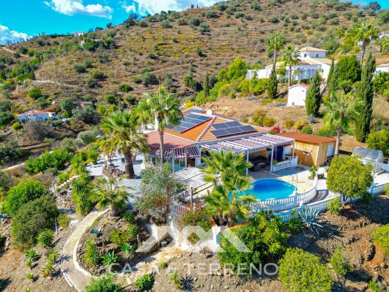 3 chambre Villa/Maison à vendre à Algarrobo avec piscine garage - 535 000 € (Ref: 10094432)