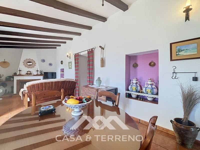 3 soveværelse Villa til salg i Velez-Malaga med swimmingpool - € 320.000 (Ref: 10115656)