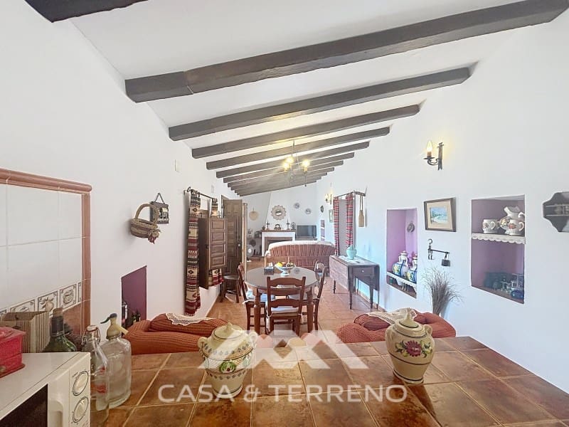 3 soveværelse Villa til salg i Velez-Malaga med swimmingpool - € 320.000 (Ref: 10115656)