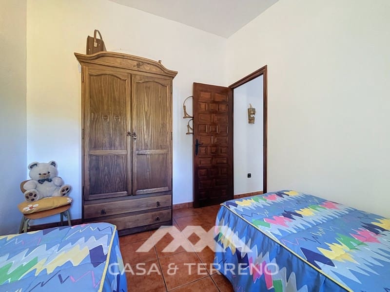 3 soveværelse Villa til salg i Velez-Malaga med swimmingpool - € 320.000 (Ref: 10115656)
