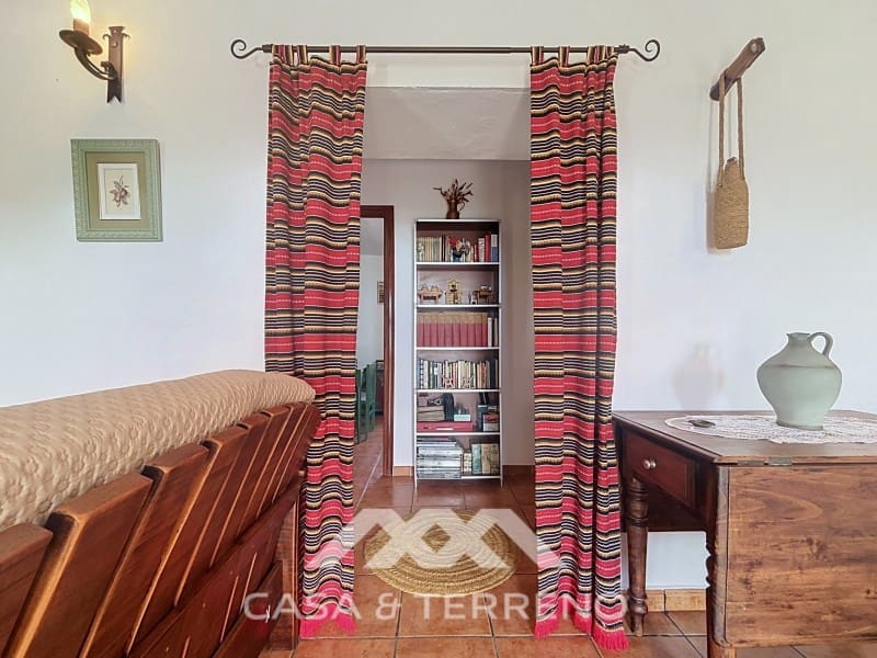 3 soveværelse Villa til salg i Velez-Malaga med swimmingpool - € 320.000 (Ref: 10115656)