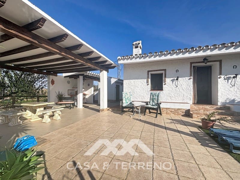 3 soveværelse Villa til salg i Velez-Malaga med swimmingpool - € 320.000 (Ref: 10115656)