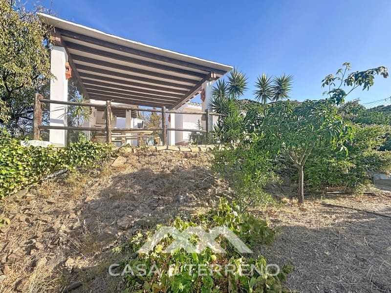 3 soveværelse Villa til salg i Velez-Malaga med swimmingpool - € 320.000 (Ref: 10115656)