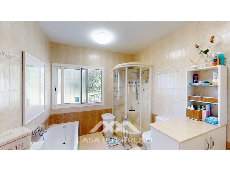 4 soverom Villa til salgs i Arenas med svømmebasseng - € 895 000 (Ref: 10115657)