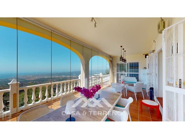 4 camera da letto Villa in vendita in Arenas con piscina - 895.000 € (Rif: 10115657)