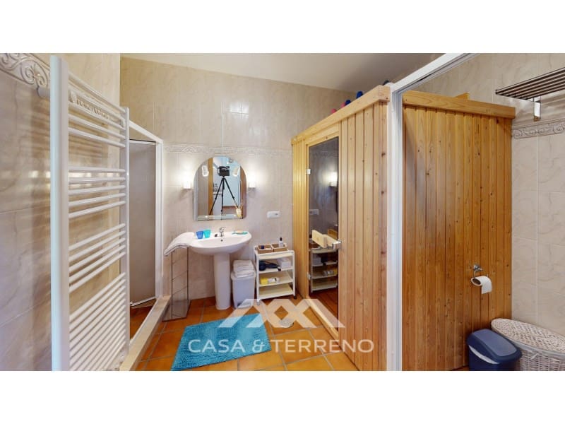 4 soverom Villa til salgs i Arenas med svømmebasseng - € 895 000 (Ref: 10115657)