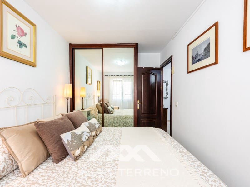 4 sovrum Hus till salu i Torre del Mar med garage - 396 900 € (Ref: 10115659)