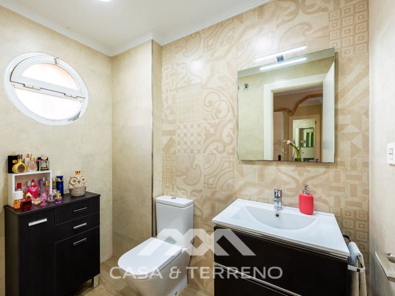 5 slaapkamer Villa te koop in Caleta de Velez met zwembad garage - € 639.900 (Ref: 10115660)