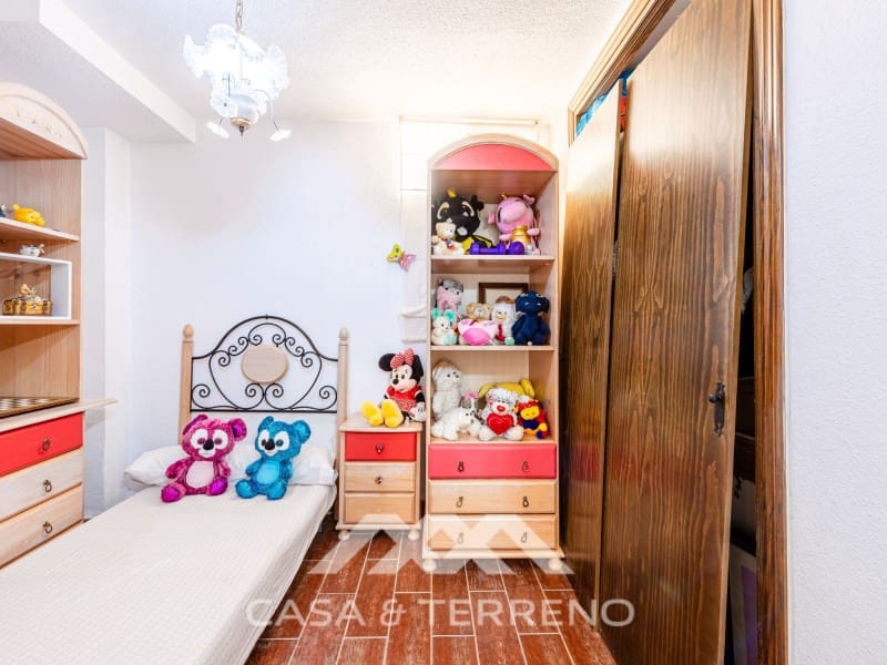 5 slaapkamer Villa te koop in Caleta de Velez met zwembad garage - € 639.900 (Ref: 10115660)