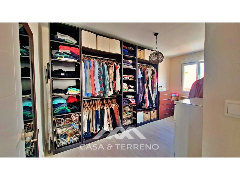 Pareado de 3 habitaciones en Vélez-Málaga en venta con piscina - 485.000 € (Ref: 10124300)