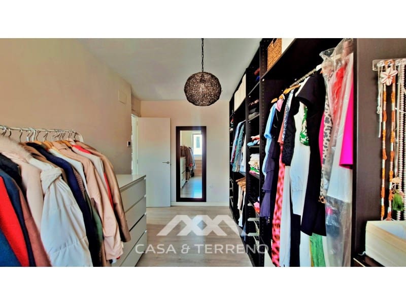 Pareado de 3 habitaciones en Vélez-Málaga en venta con piscina - 485.000 € (Ref: 10124300)