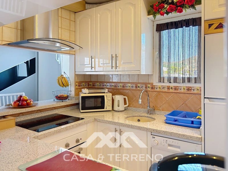 1 Zimmer Apartment zu verkaufen in Torrox-Costa mit Garage - 270.000 € (Ref: 10124301)