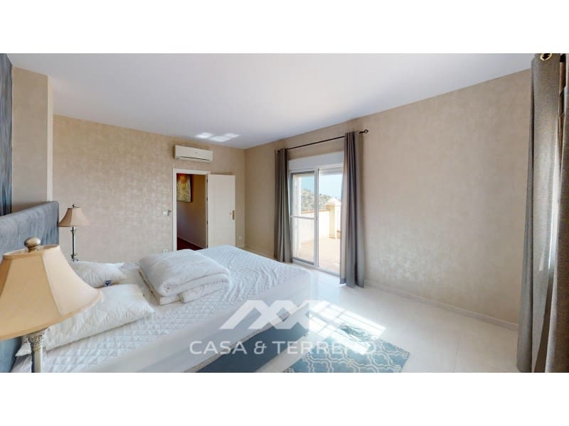 3 bedroom Villa for sale in Algarrobo with pool - € 878,000 (Ref: 10129086)