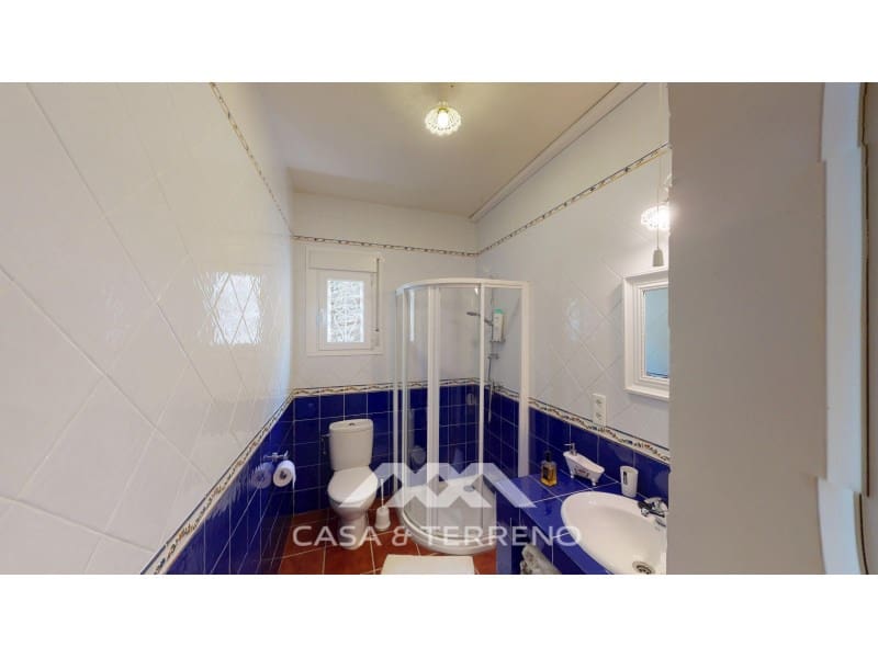 3 bedroom Villa for sale in Algarrobo with pool - € 878,000 (Ref: 10129086)