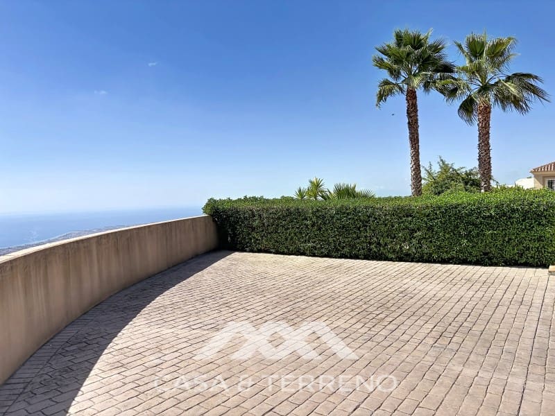 3 bedroom Villa for sale in Algarrobo with pool - € 878,000 (Ref: 10129086)