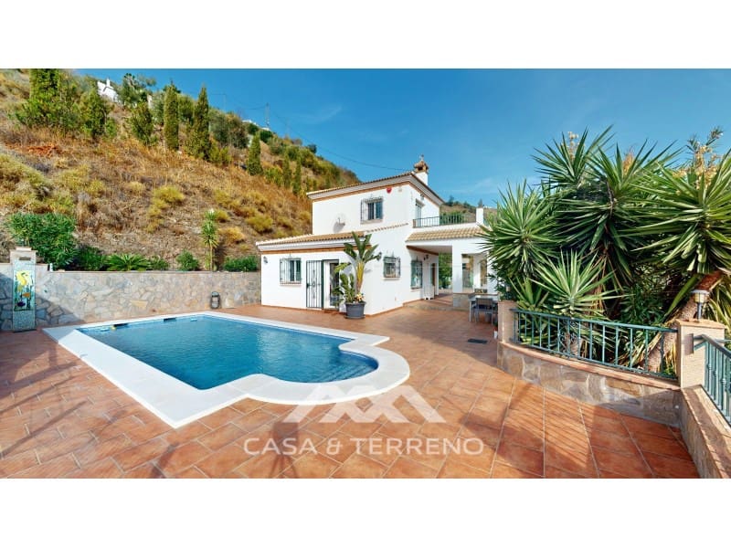 3 Zimmer Villa zu verkaufen in Arenas mit Pool - 428.000 € (Ref: 10148500)