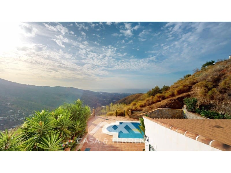 3 Zimmer Villa zu verkaufen in Arenas mit Pool - 428.000 € (Ref: 10148500)