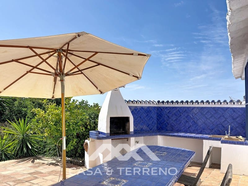 4 chambre Villa/Maison à vendre à Benajarafe avec piscine garage - 948 000 € (Ref: 10151235)