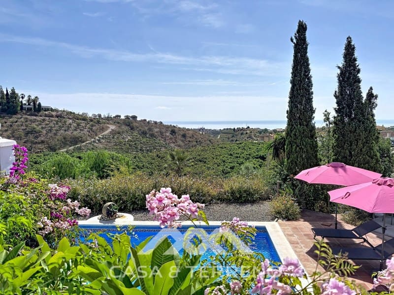 4 chambre Villa/Maison à vendre à Benajarafe avec piscine garage - 948 000 € (Ref: 10151235)